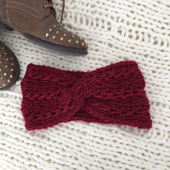 ❗️ One left ❗️Twist Braid Knit Crochet Headband - Picture 2 of 2